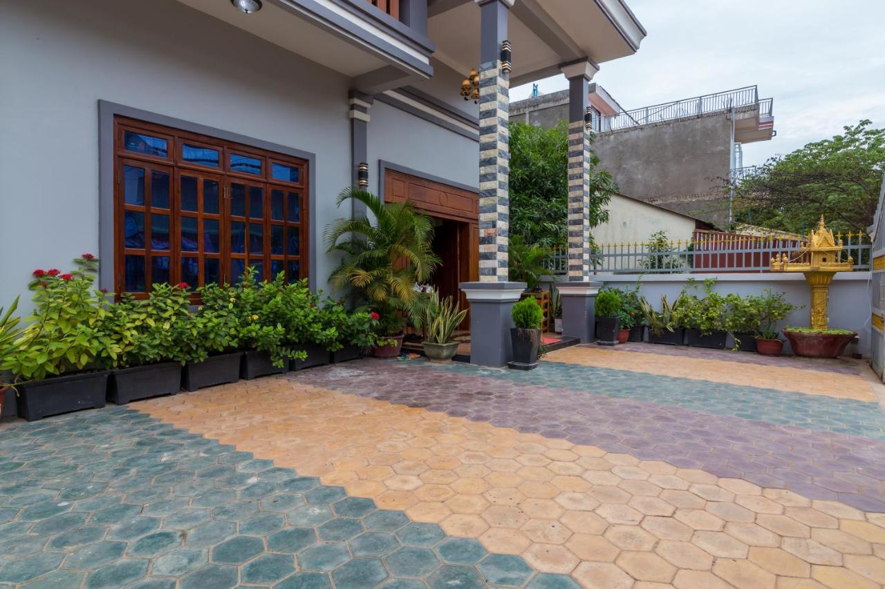 סיאם ריפ Aniza Angkor Villa מראה חיצוני תמונה